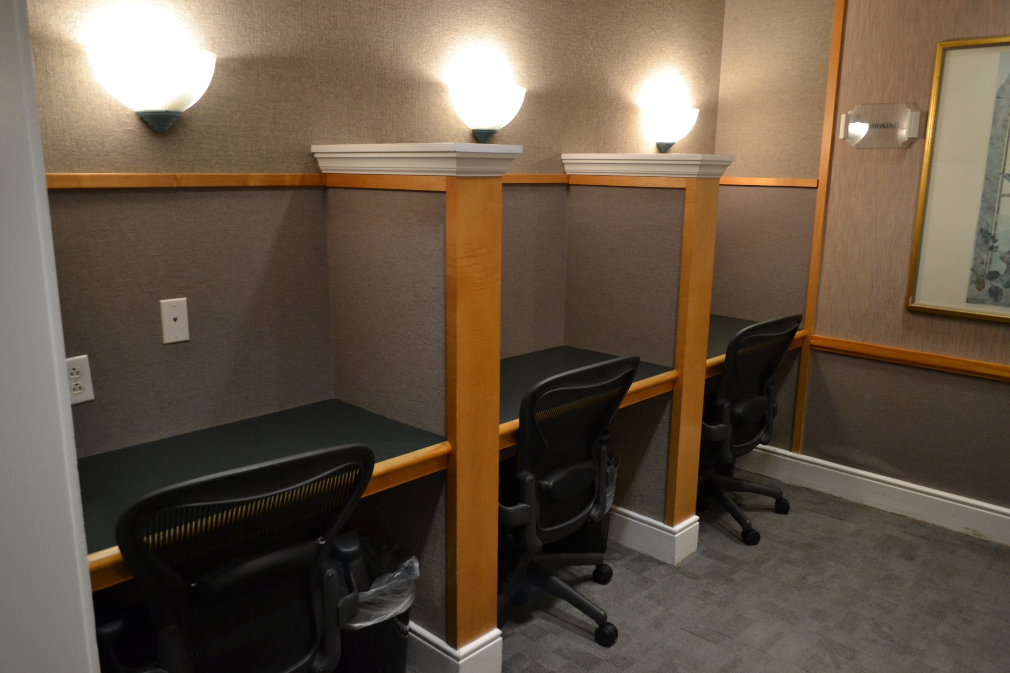 #3 of 5 images of Delta Sky Club