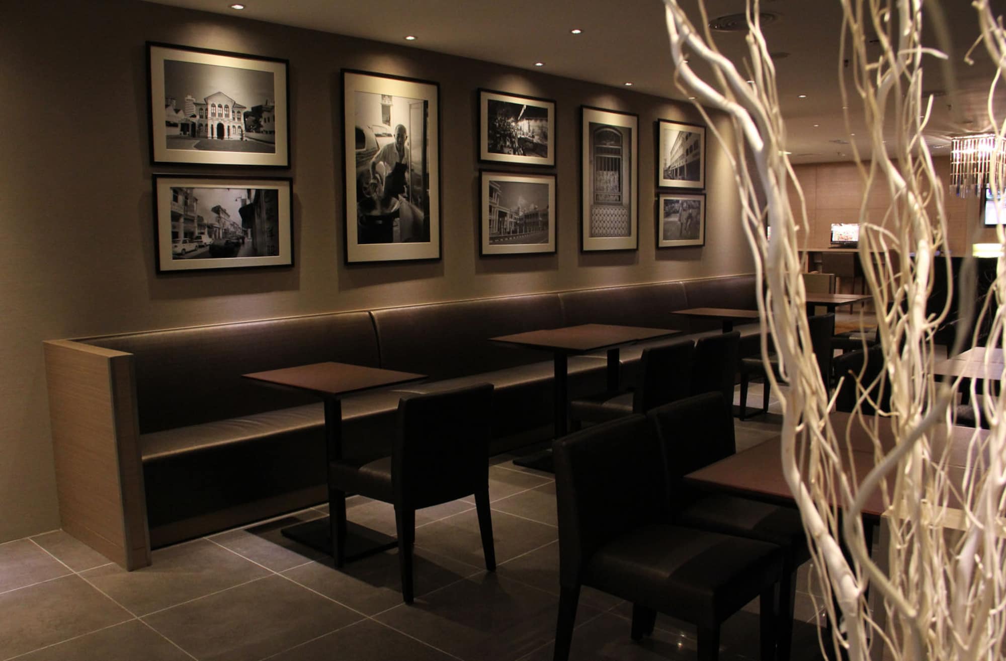 #2 of 5 images of Plaza Premium Lounge (International Departures)