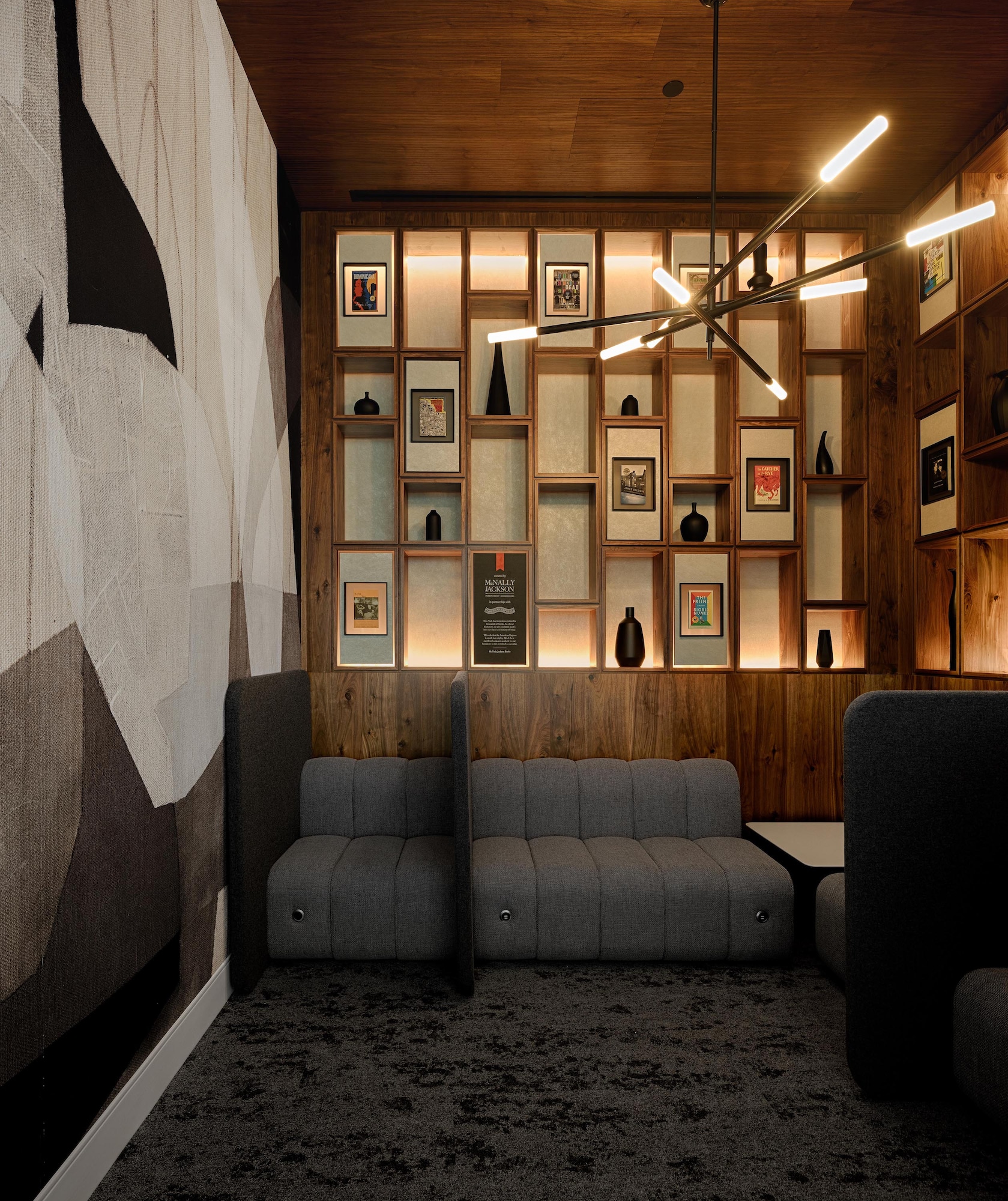#5 of 5 images of The Centurion Lounge