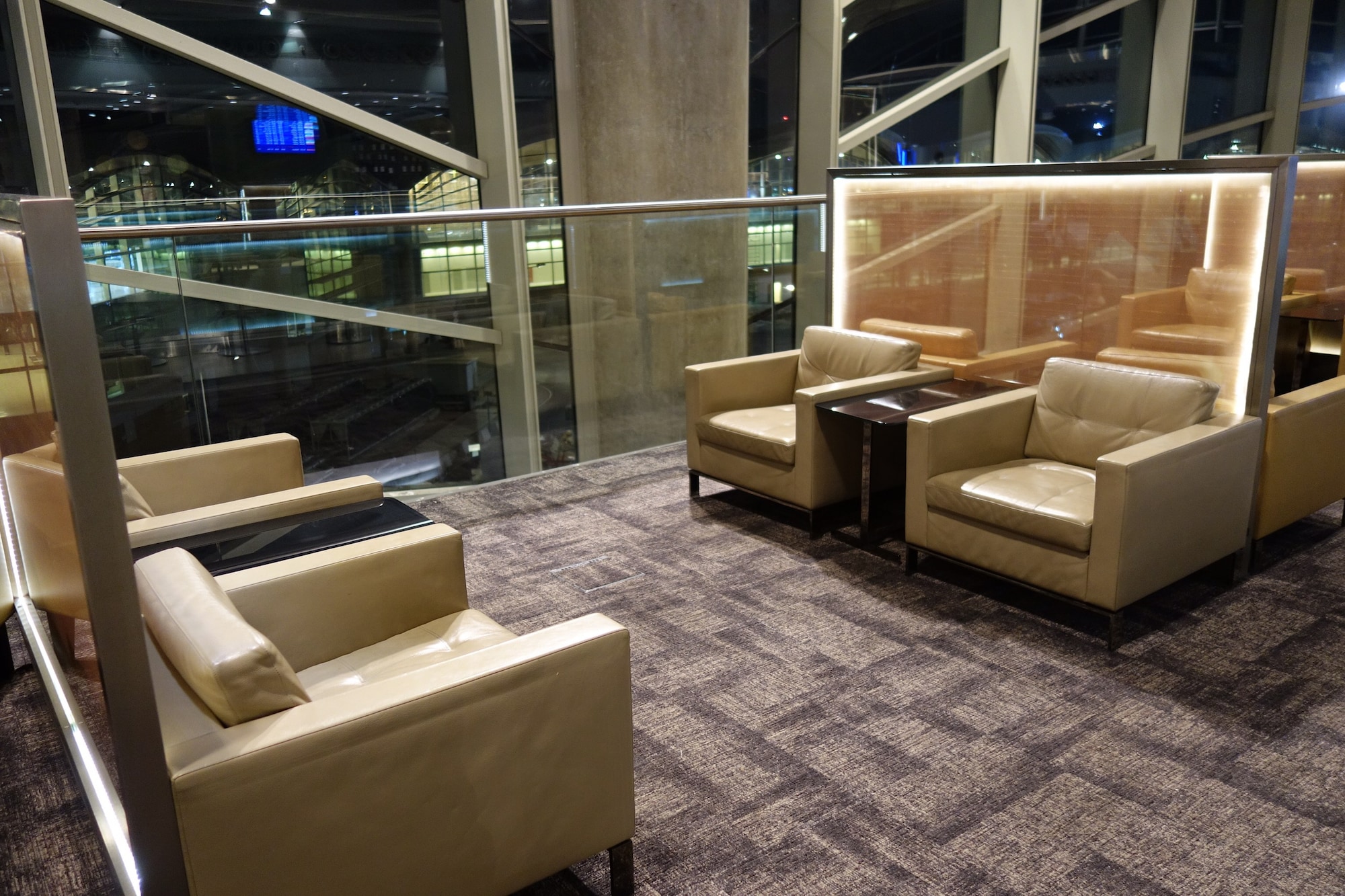 #1 of 5 images of Royal Jordanian Crown Lounge