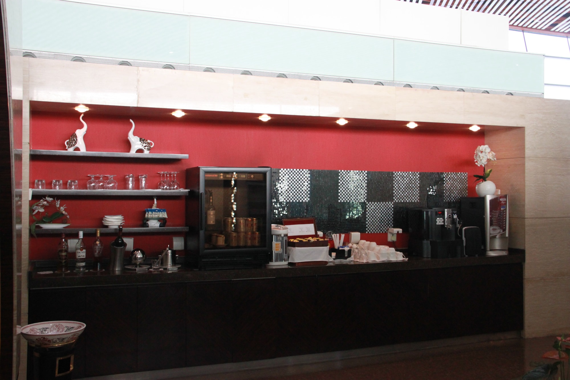 #2 of 5 images of BGS Premier Lounge