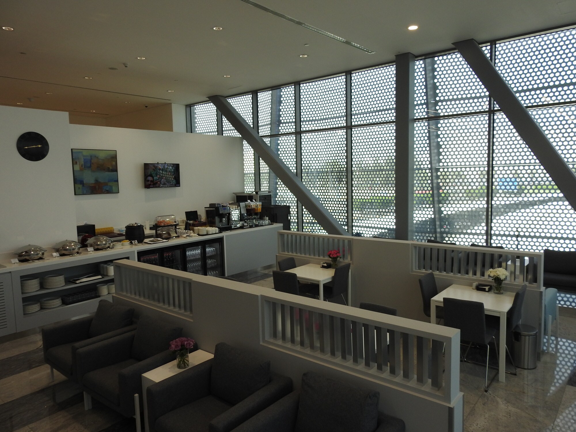 #3 of 5 slides of Hayakom Lounge