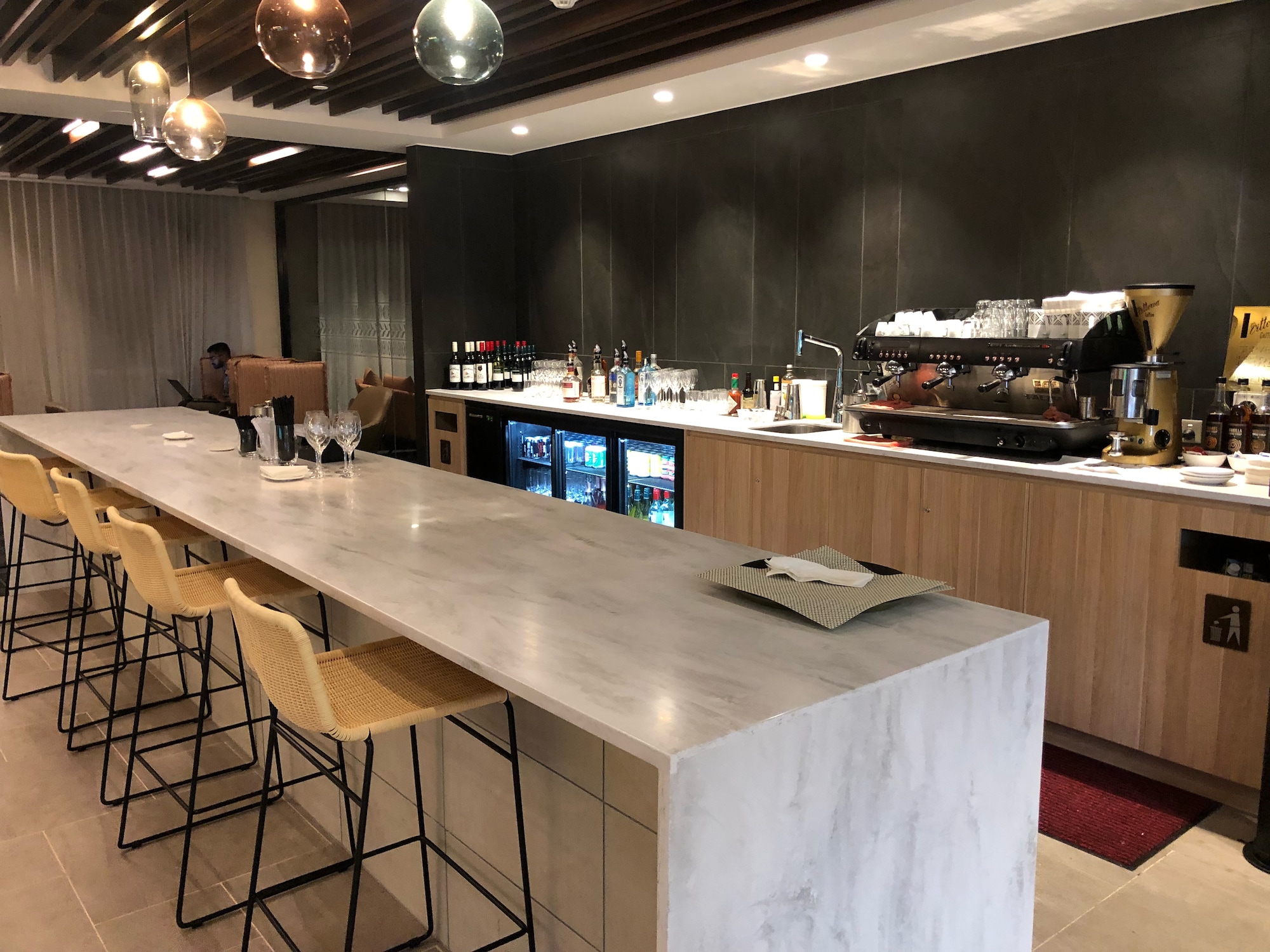 #4 of 5 images of Fiji Airways Premier Lounge