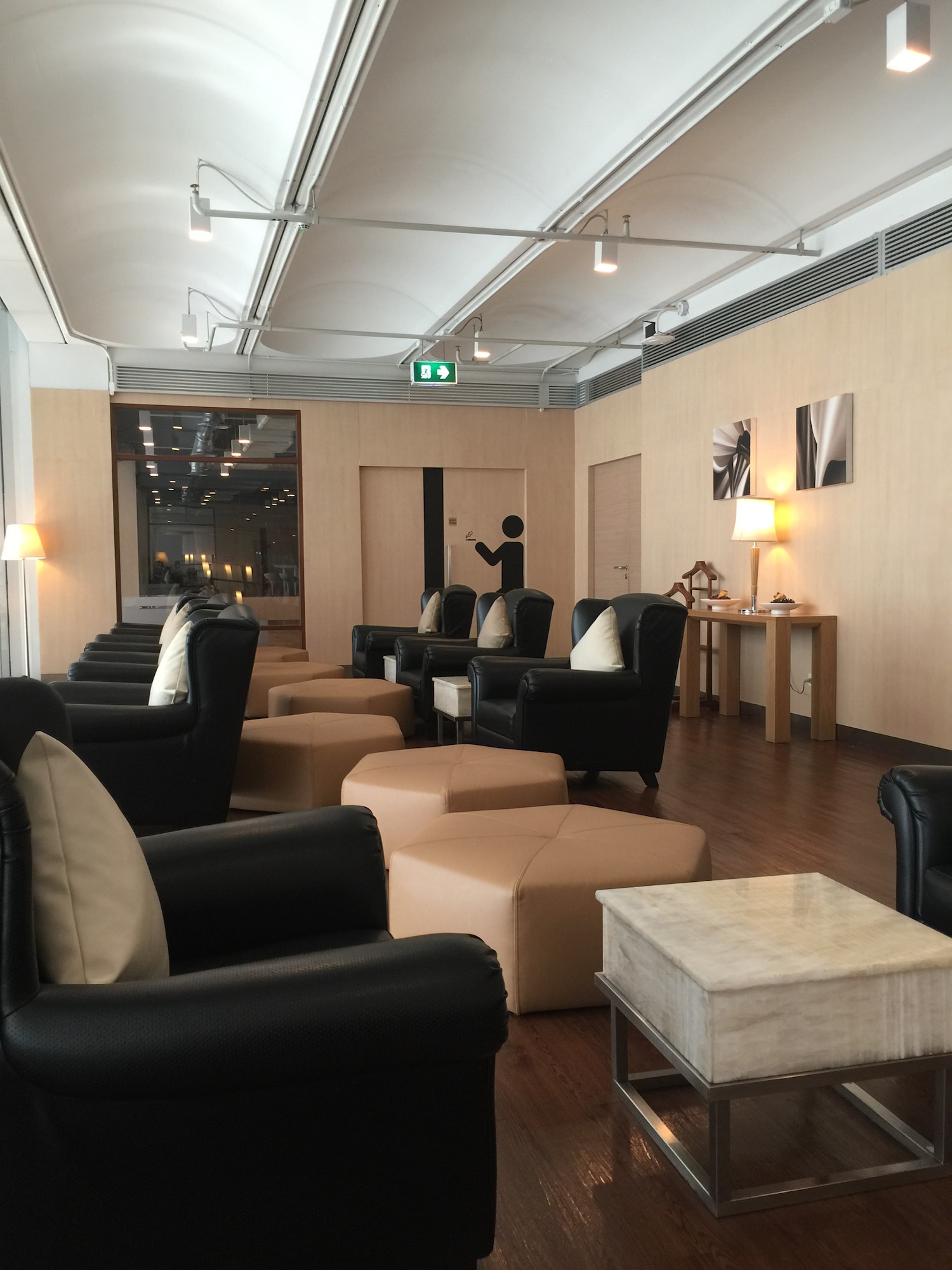 #4 of 5 images of Miracle First Class Lounge (Level 4)