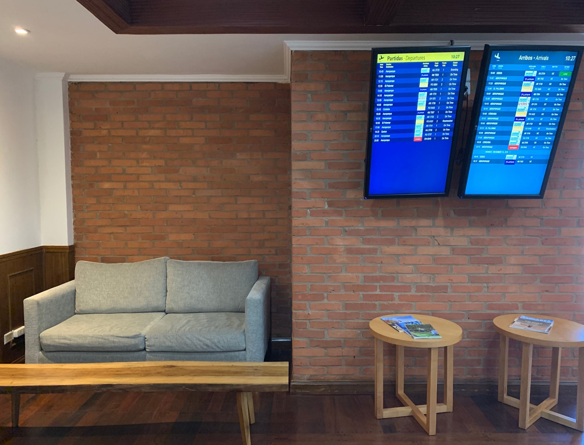 #5 of 5 images of Iguazu by AMAE Lounge