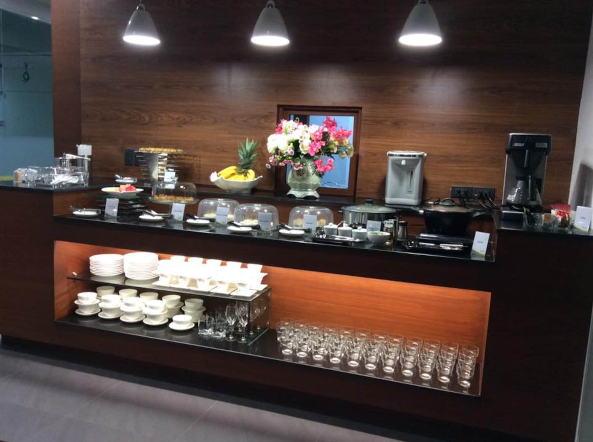 #2 of 5 images of PAGSS Premium Lounge (International)