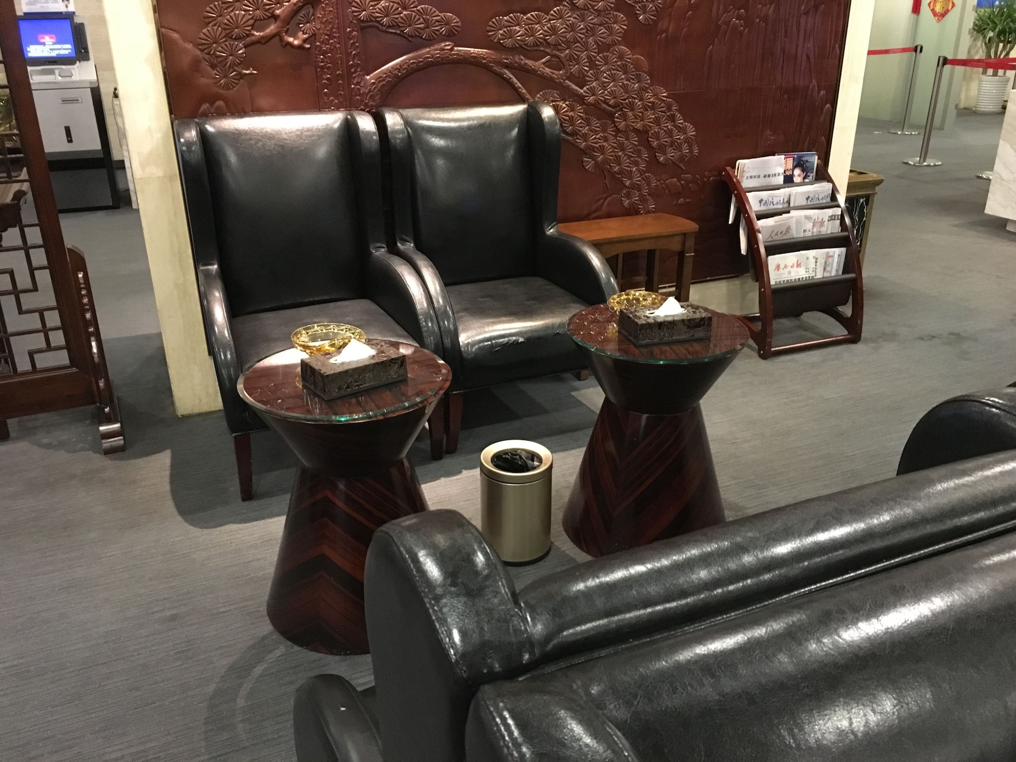 #4 of 5 images of First Class Lounge