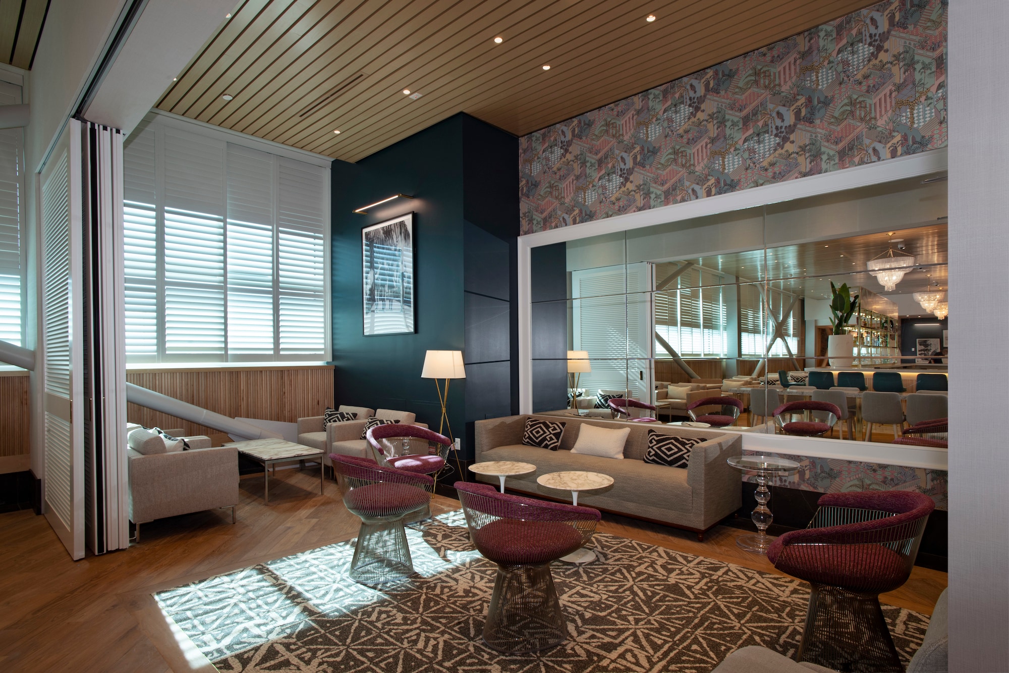 #1 of 5 images of Primeclass Lounge
