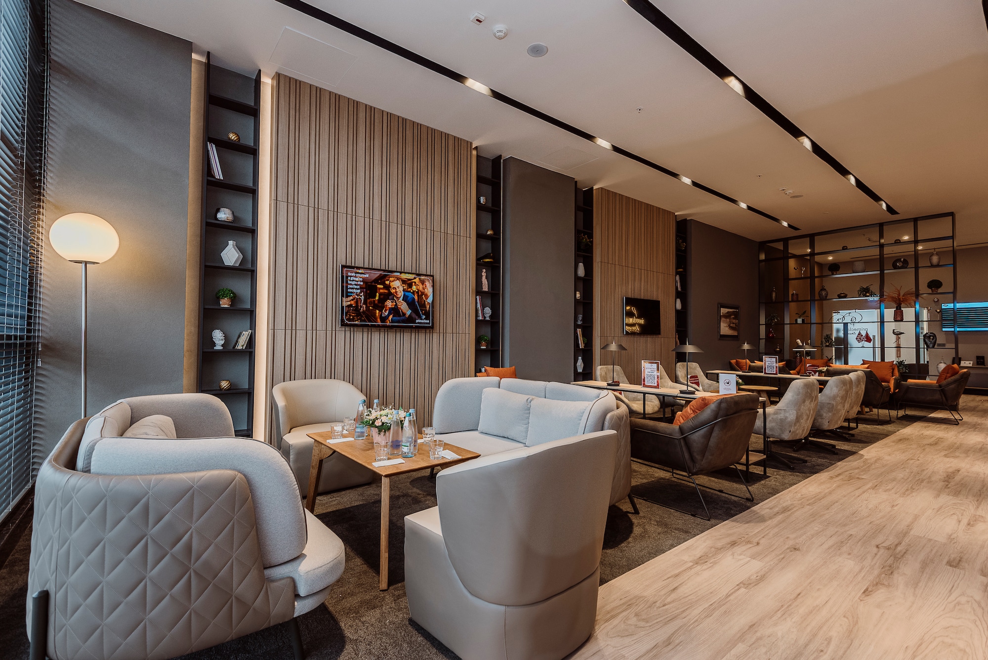 #1 of 5 images of Primeclass Lounge