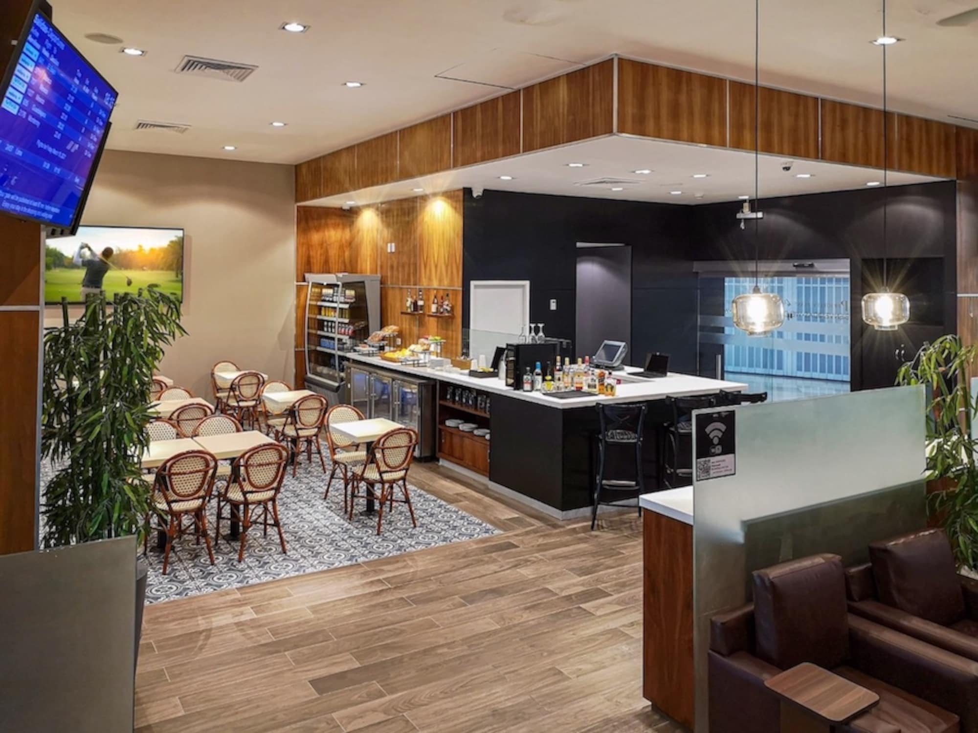 #2 of 5 images of Mera Business Lounge