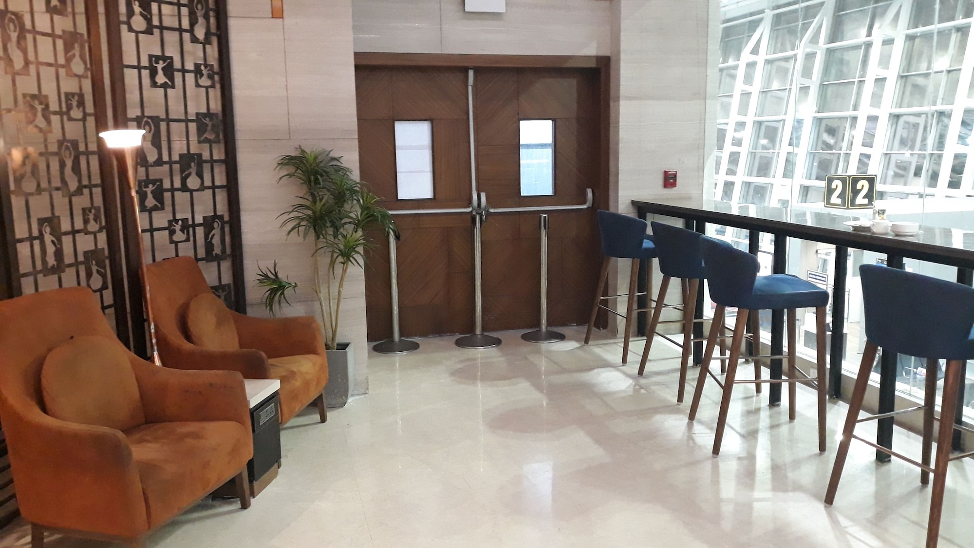 #4 of 5 images of TFS Travel Club Lounge