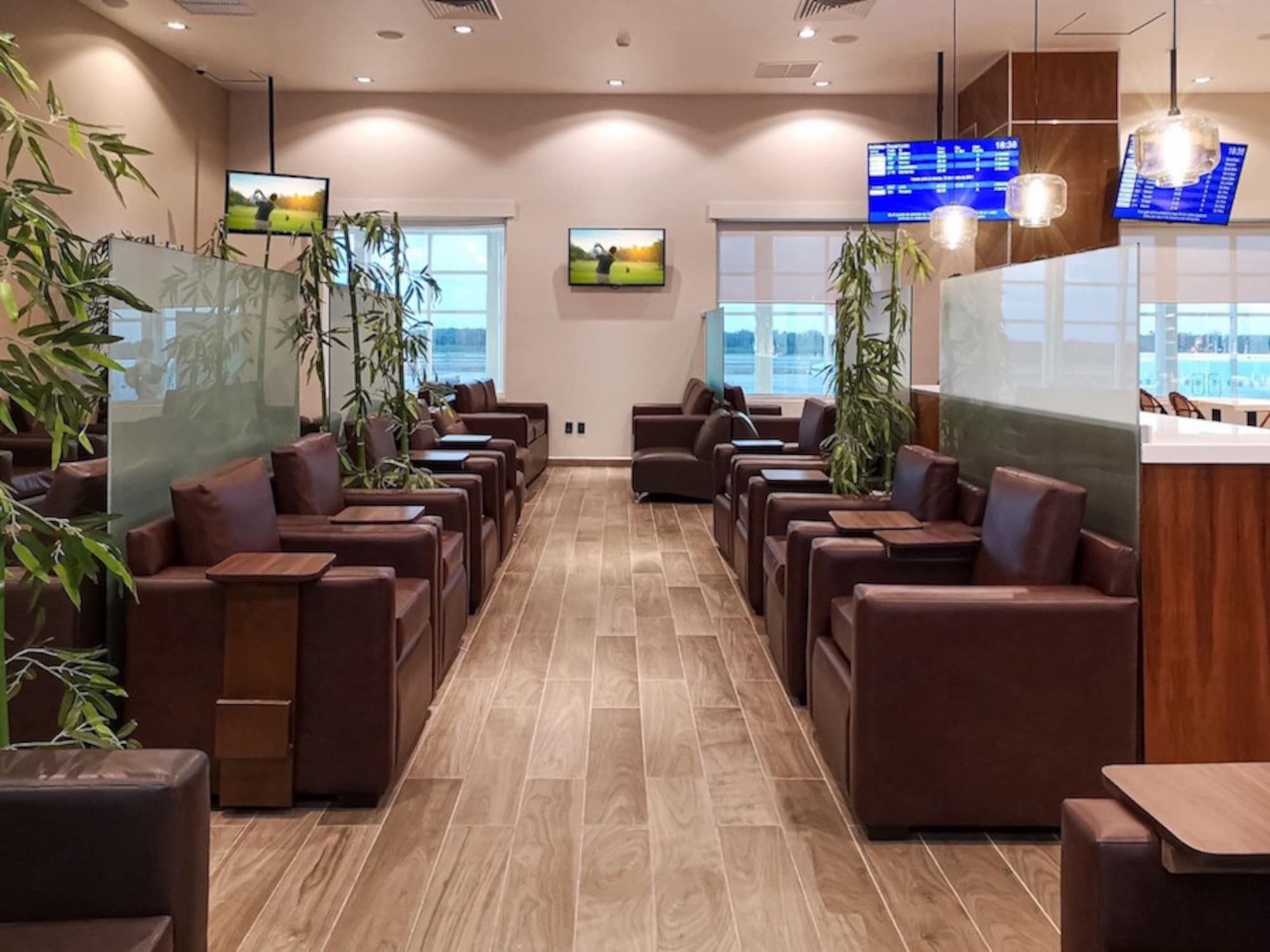 #1 of 5 images of Mera Business Lounge