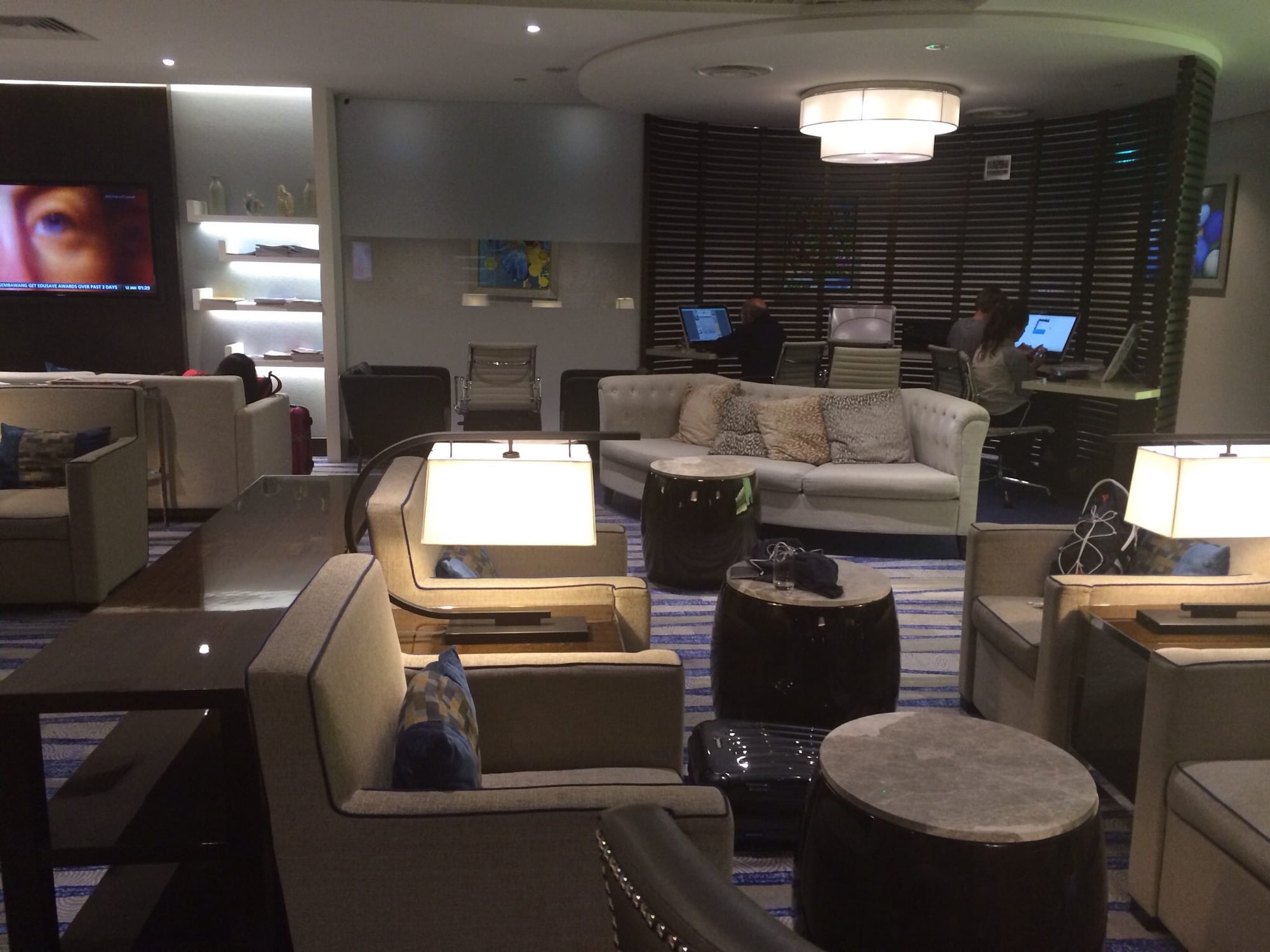 #5 of 5 images of Ambassador Transit Lounge