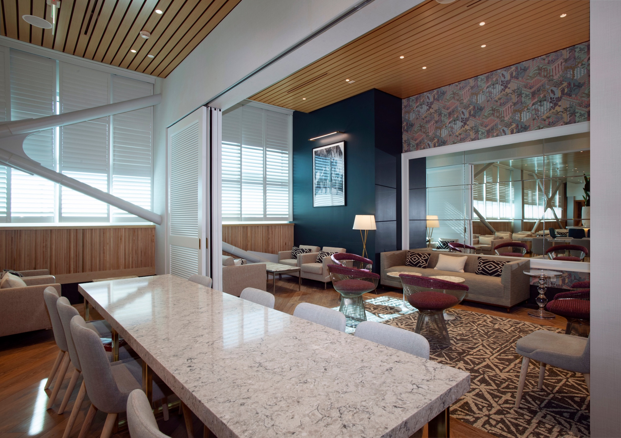 #4 of 5 images of Primeclass Lounge