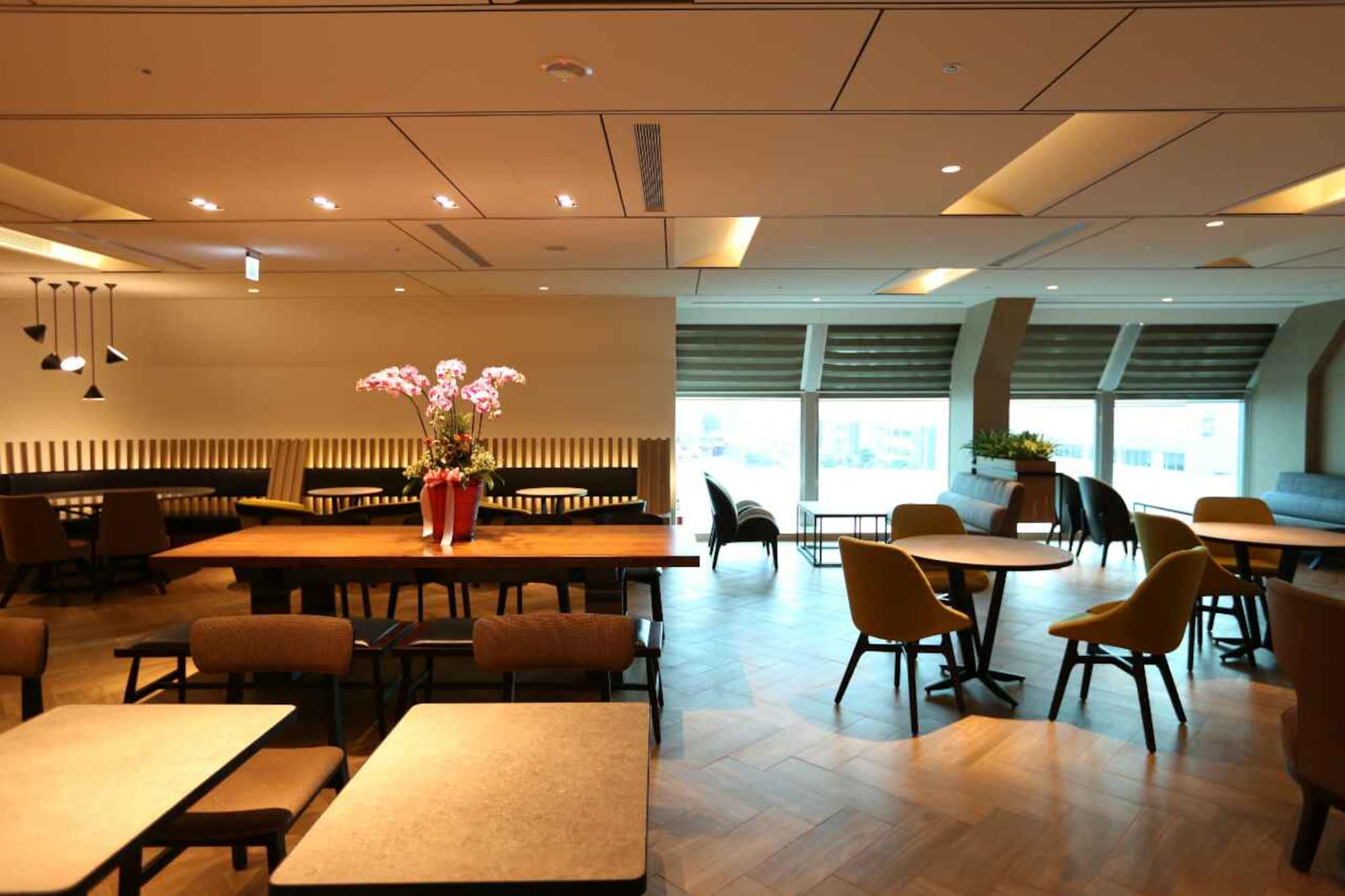 #5 of 5 slides of Plaza Premium Lounge The Terroir