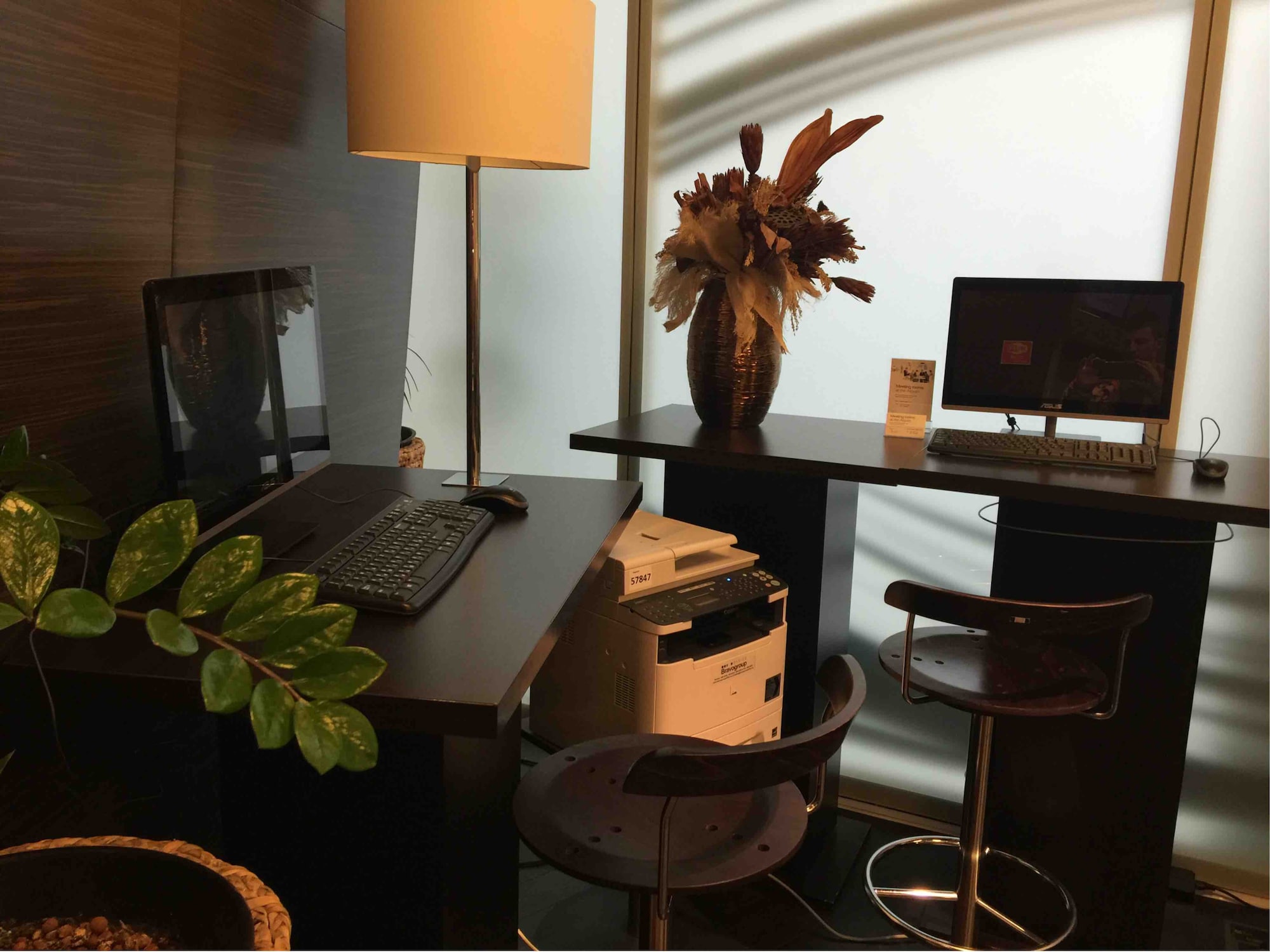 #4 of 5 images of SkyCourt Lounge