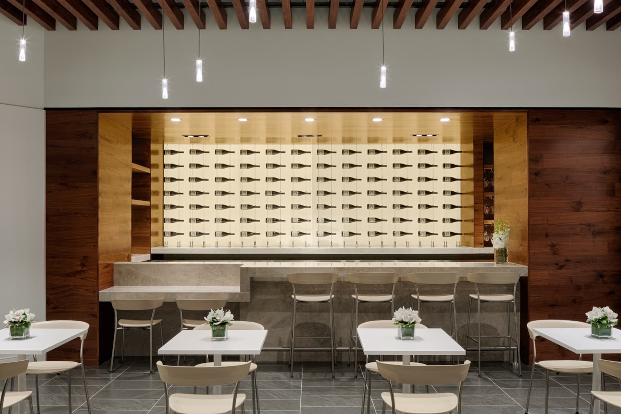 #2 of 5 images of The Centurion Lounge