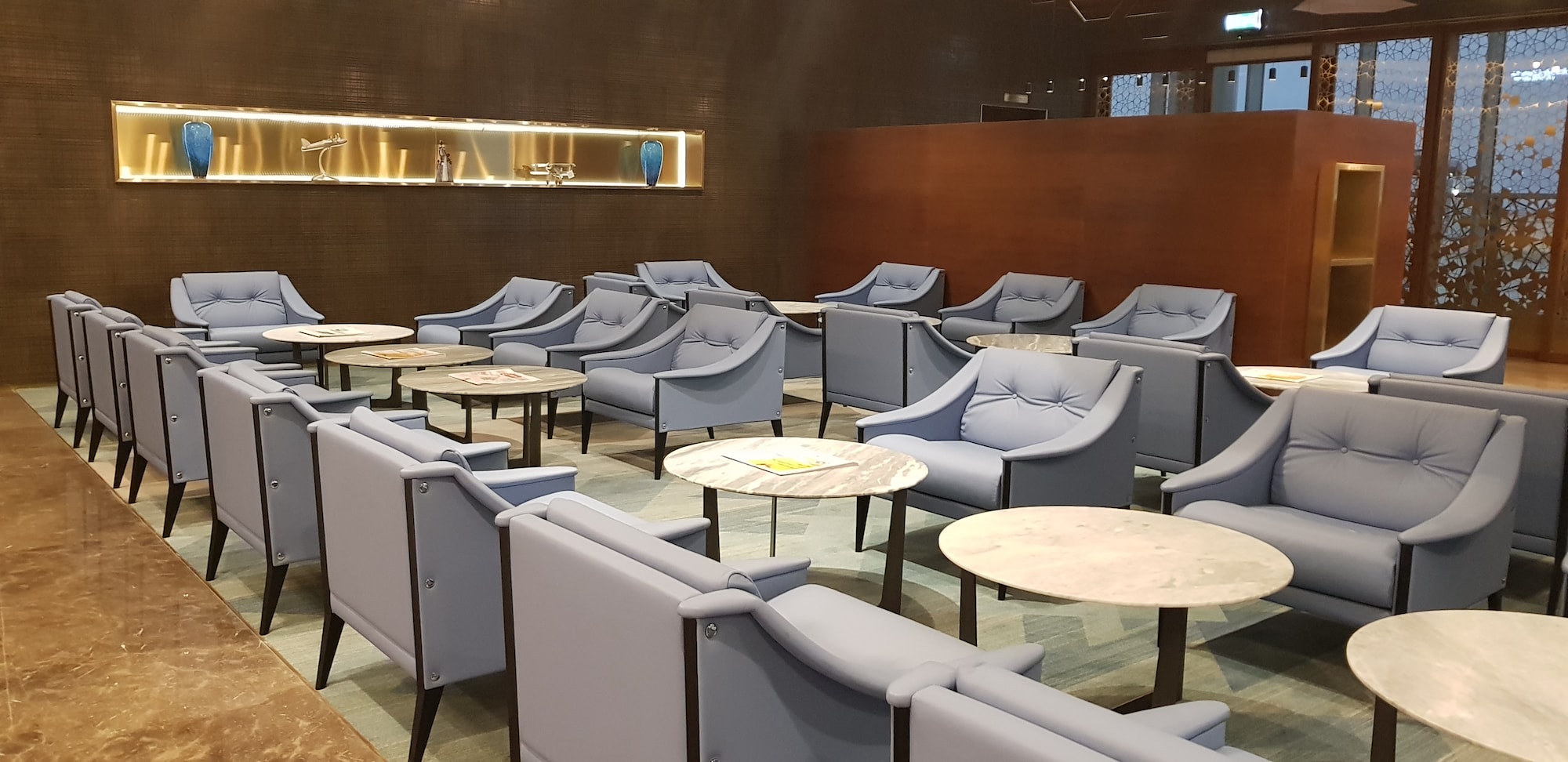 #1 of 4 images of Primeclass Lounge