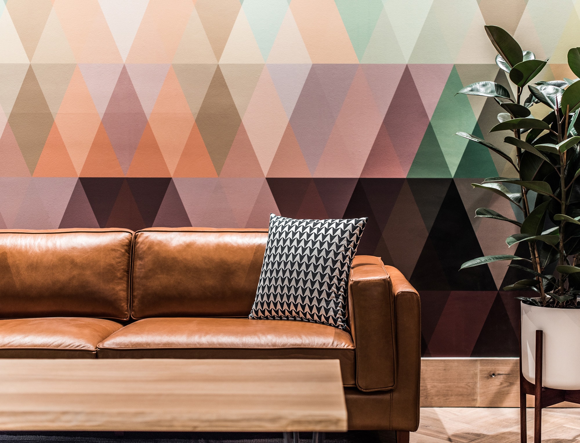 #2 of 3 images of My Lounge, Gatwick South