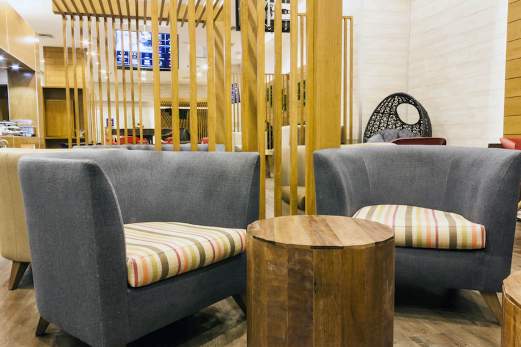 #2 of 5 images of Mera Business Lounge