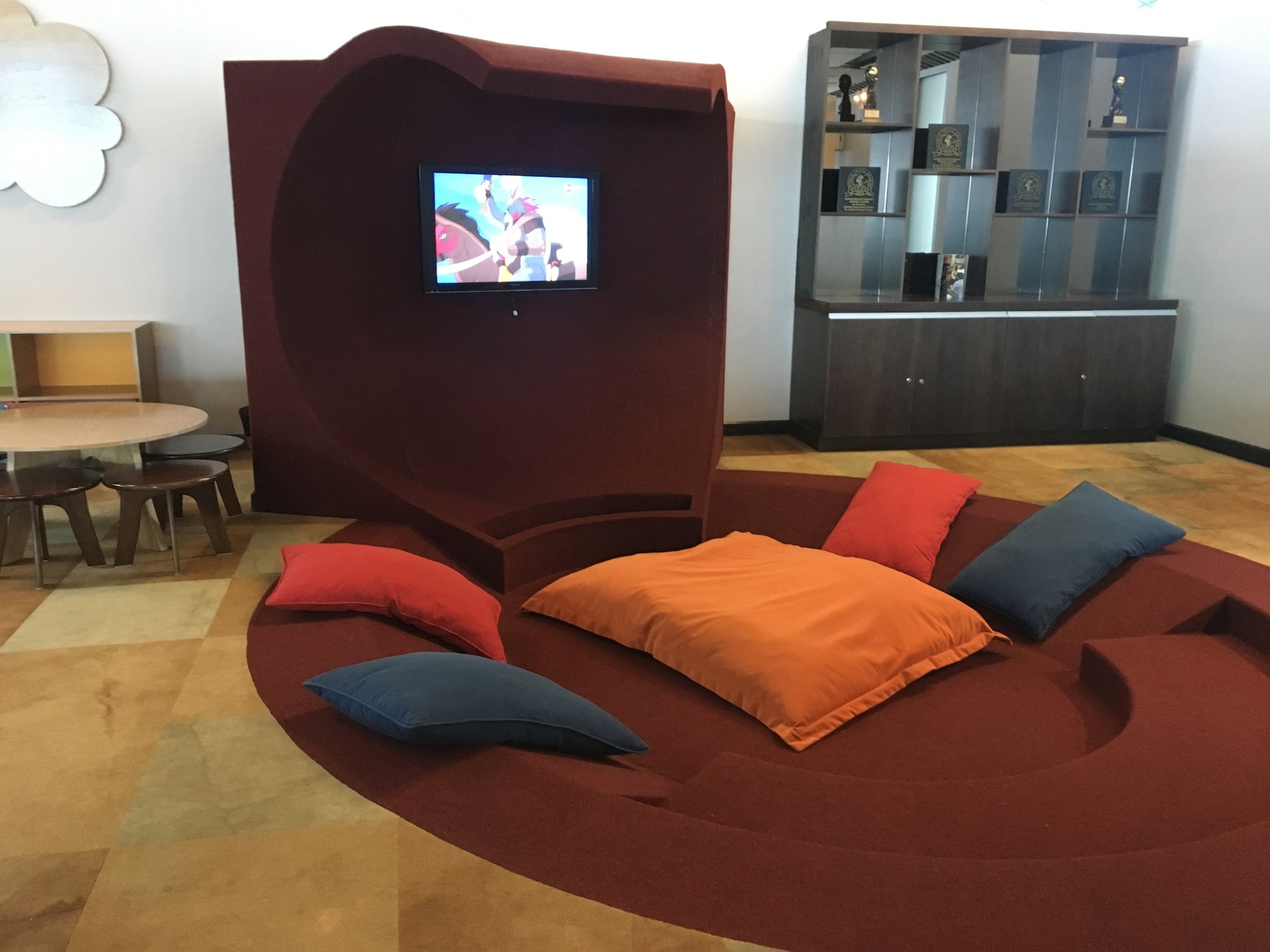 #2 of 5 images of Air Mauritius Amedee Maingard Lounge