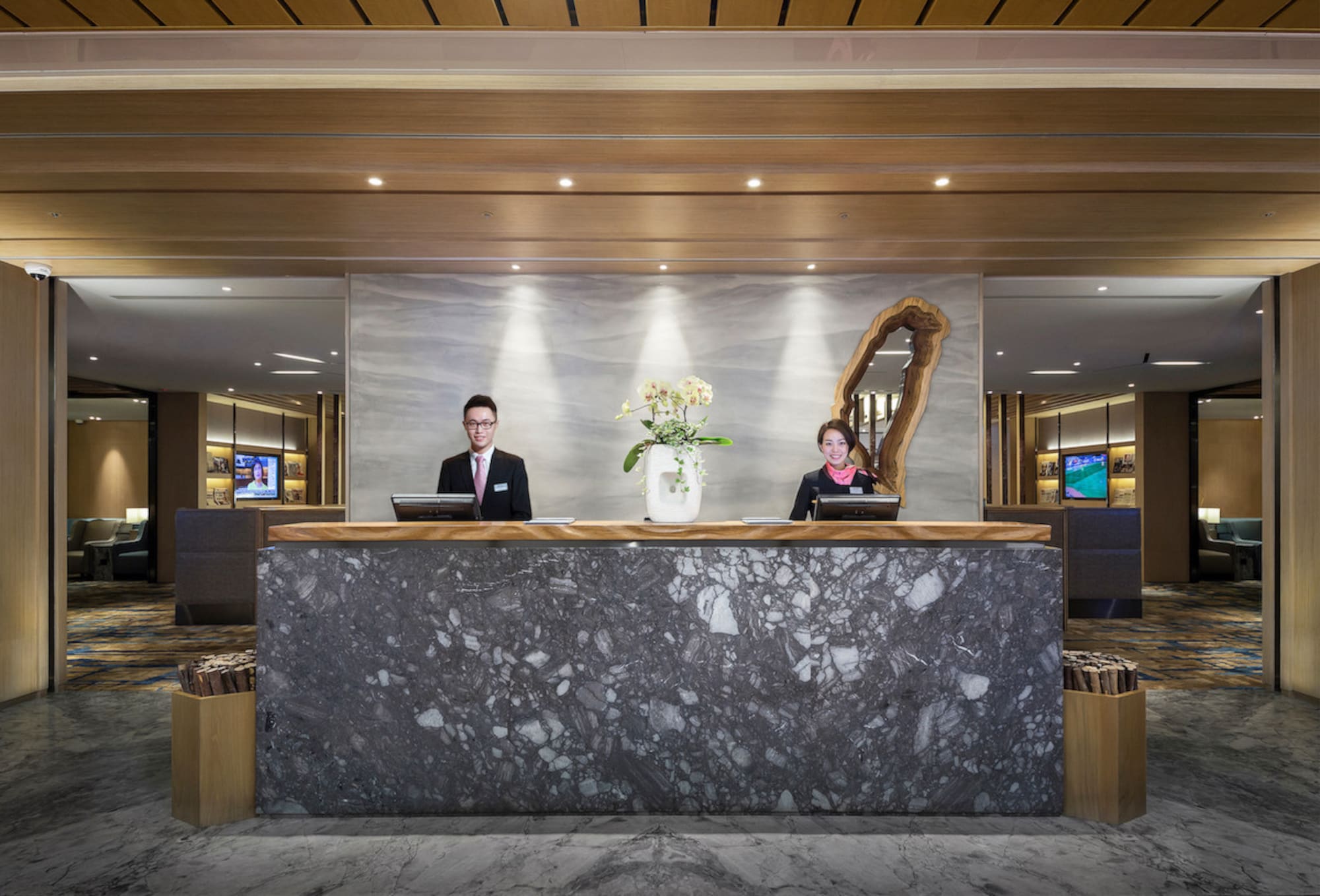 #2 of 5 images of Plaza Premium Lounge (Zone D)