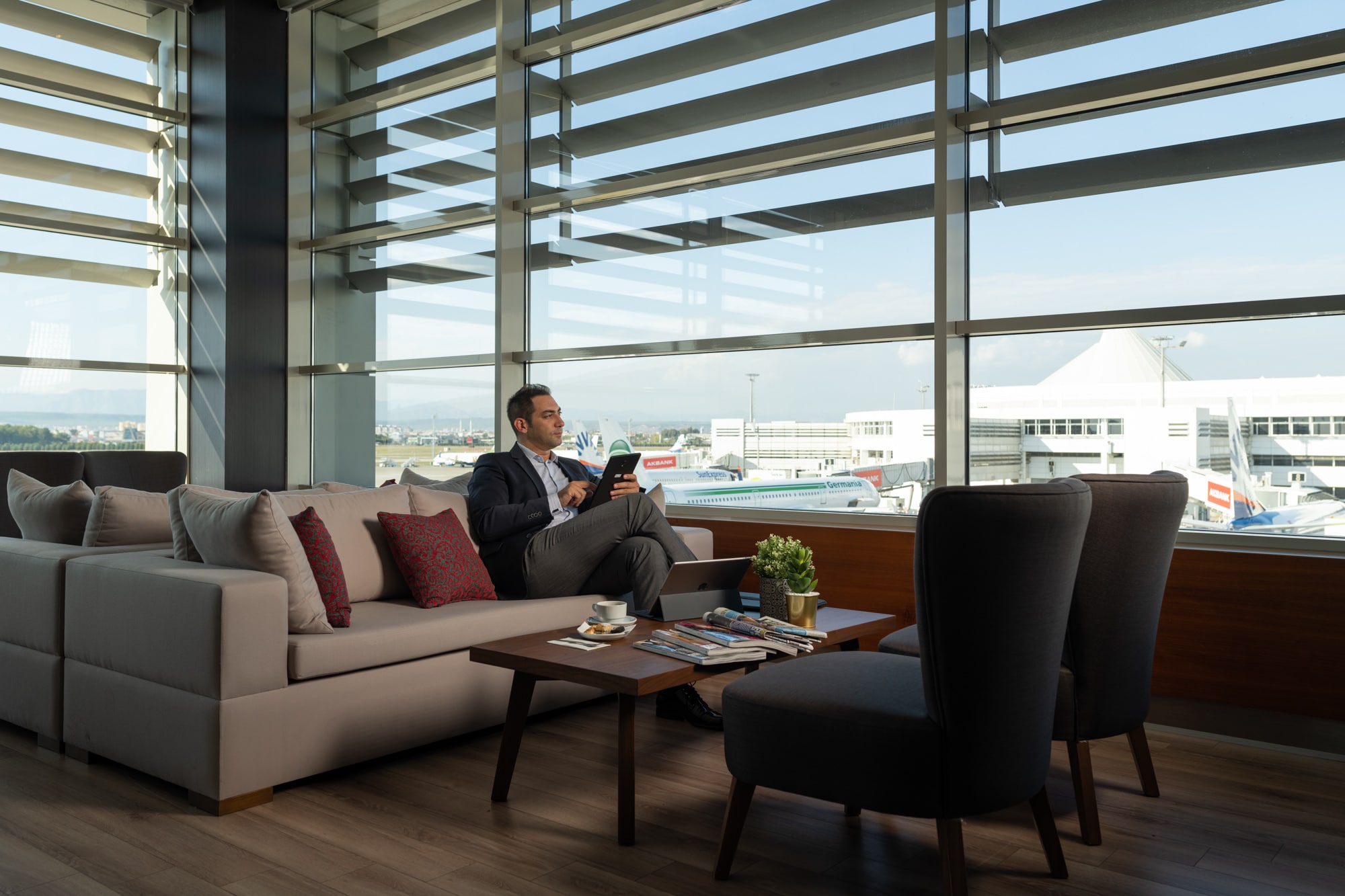 #5 of 5 images of CIP Lounge