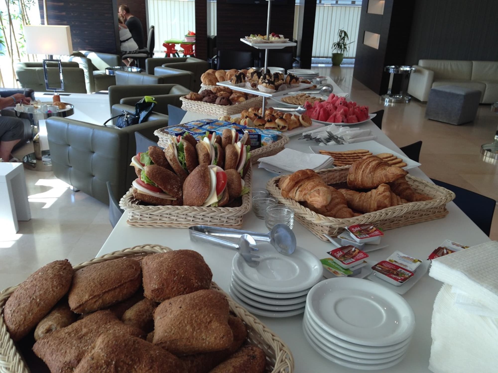 #5 of 5 images of Primeclass Lounge