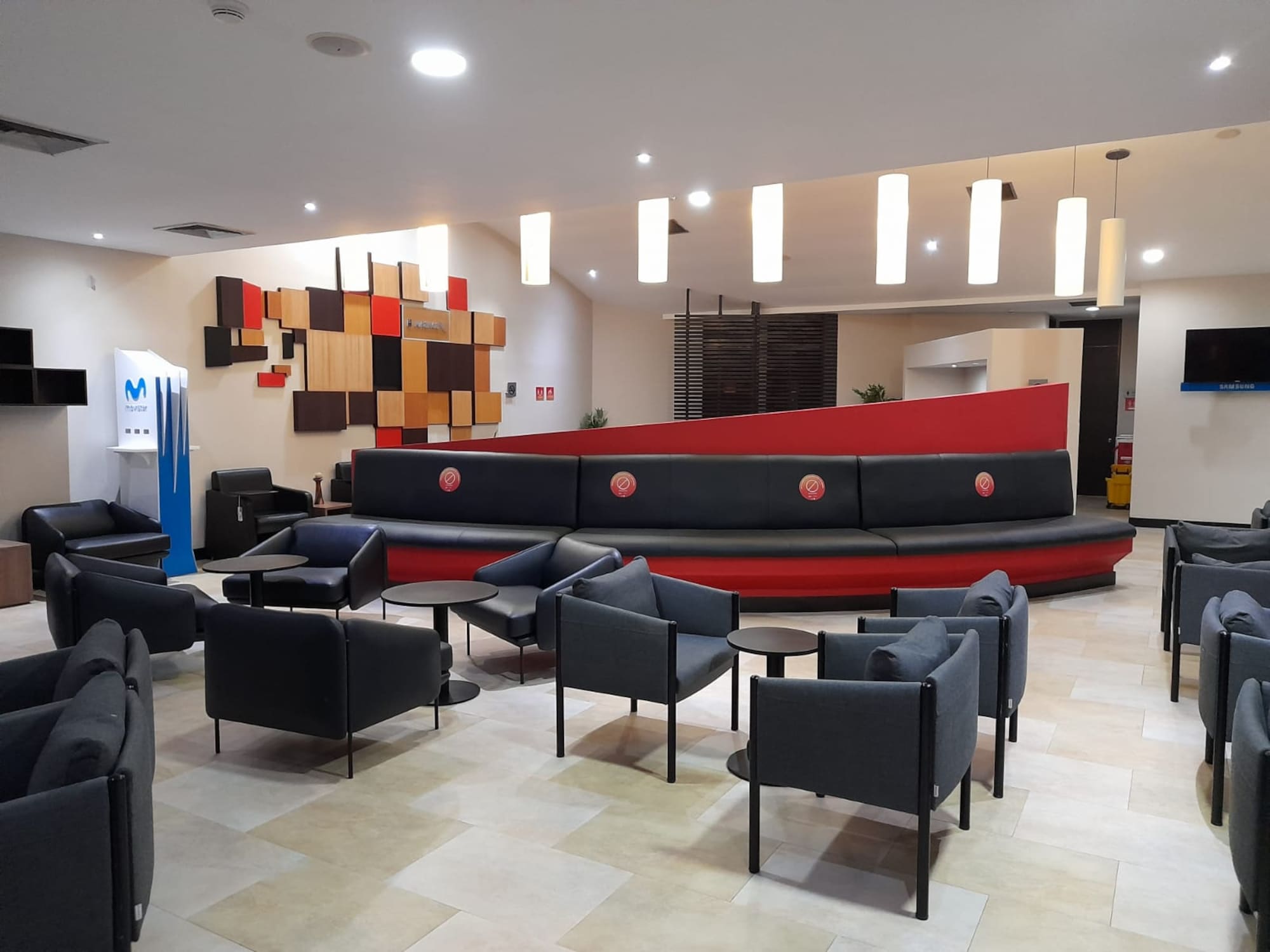 #2 of 5 images of Avianca Lounge Cali