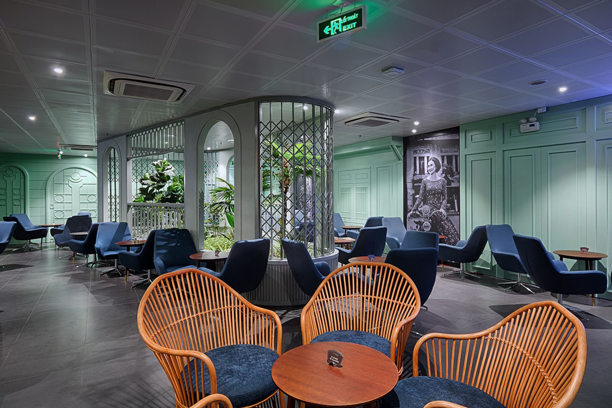 #3 of 5 images of Le Saigonnais Business Lounge