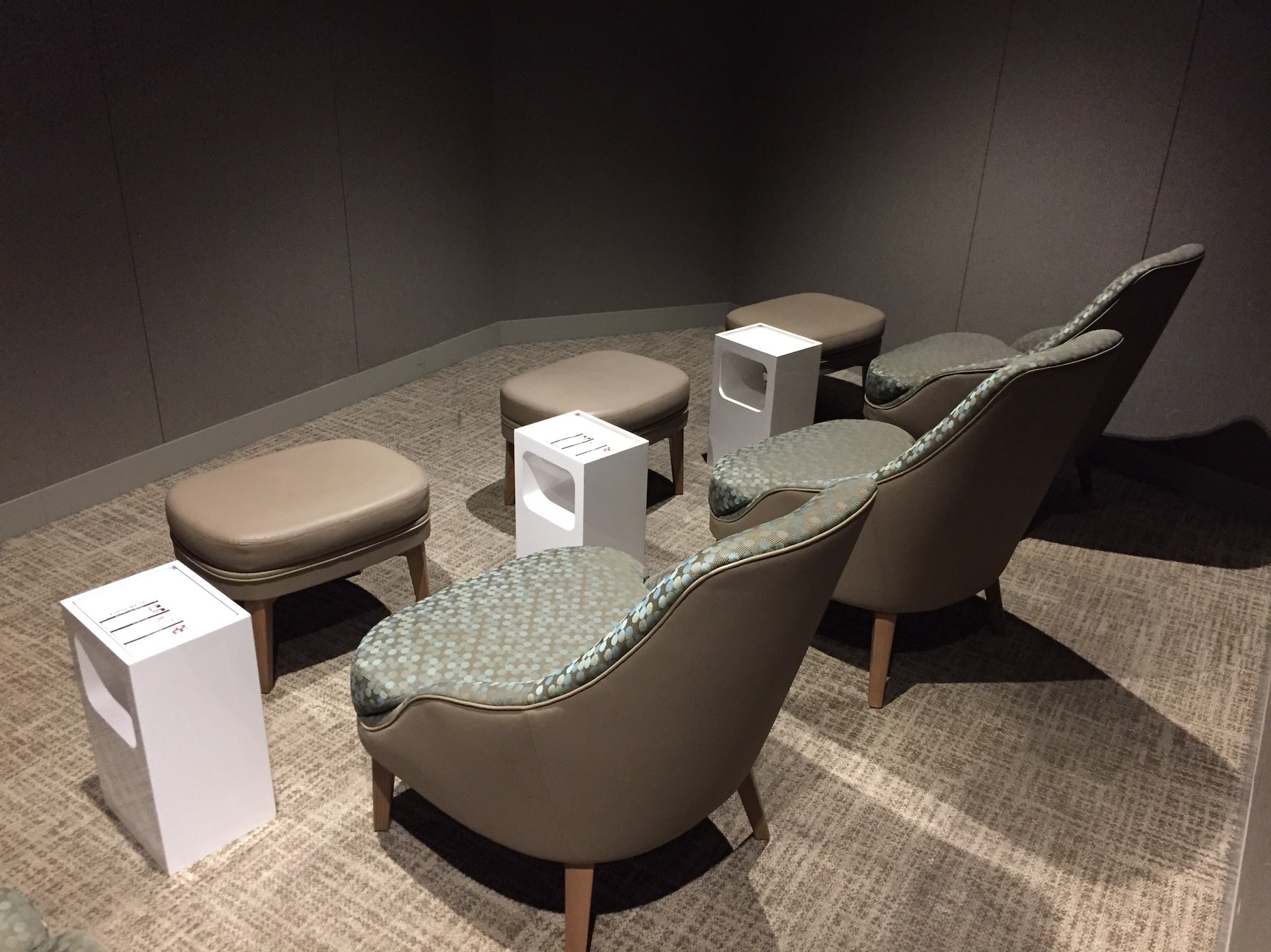 #4 of 5 slides of Sky Lounge