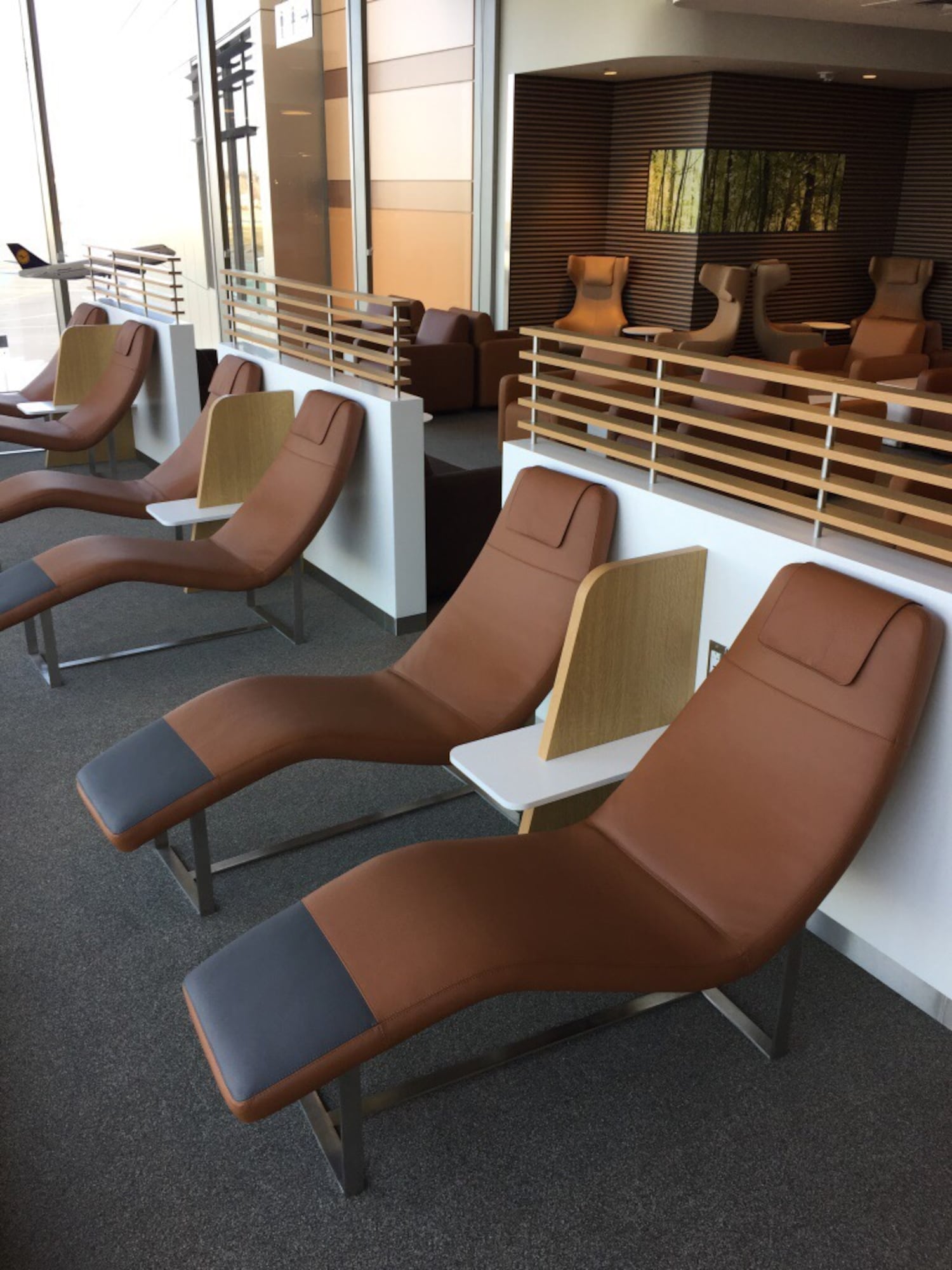 #3 of 5 images of Lufthansa Lounge