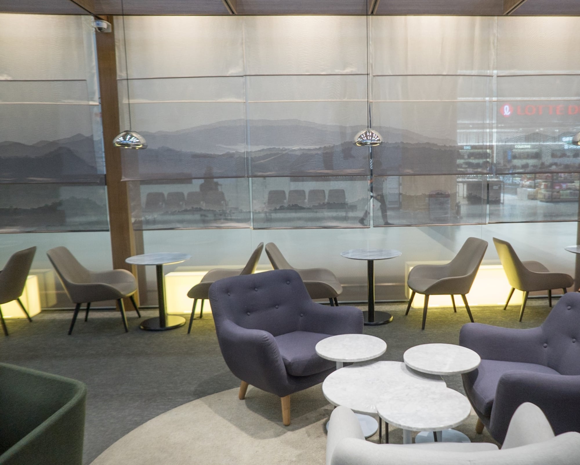 #5 of 5 images of Sky Hub Lounge