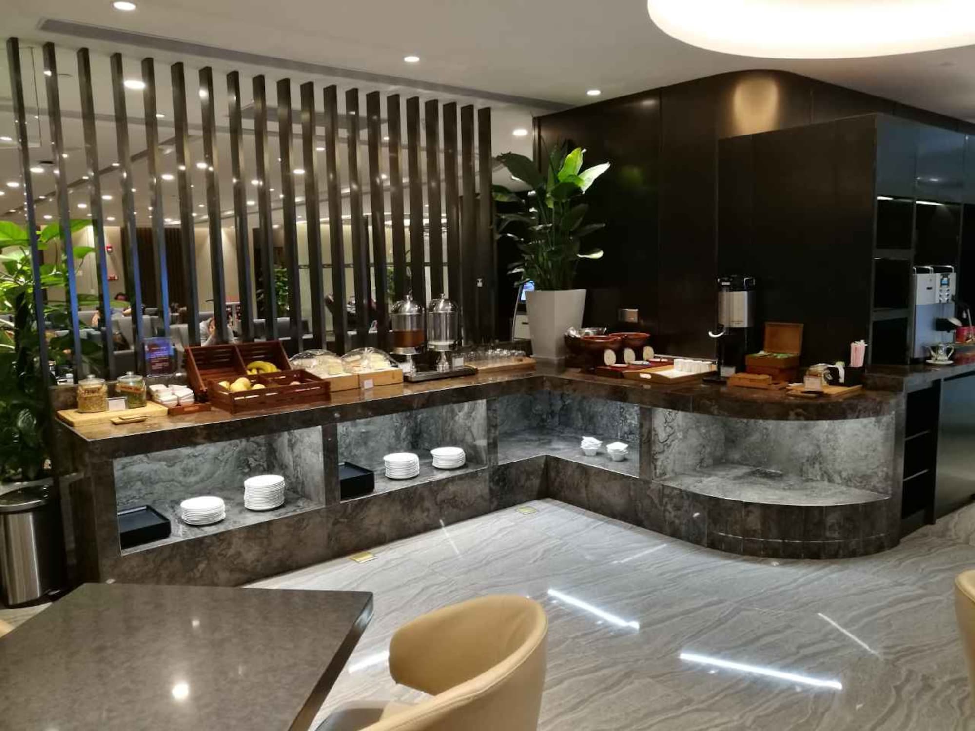 #3 of 5 images of Premium Lounge