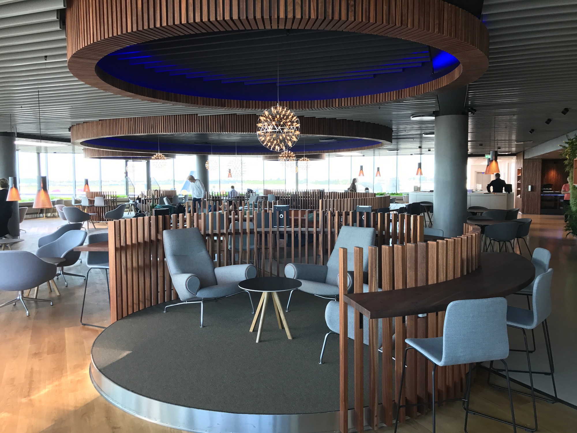 #2 of 5 images of Pearl Lounge