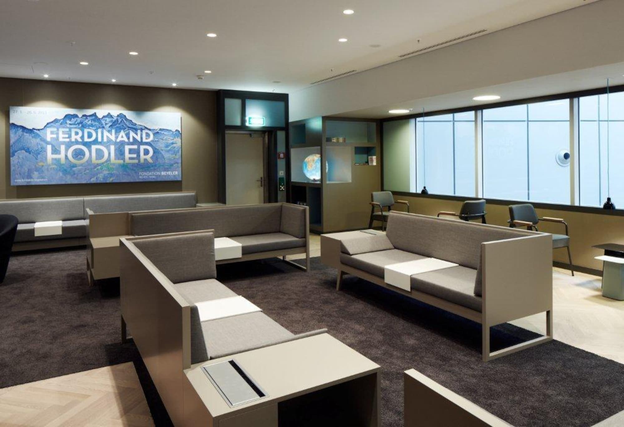#3 of 5 images of Aspire Lounge