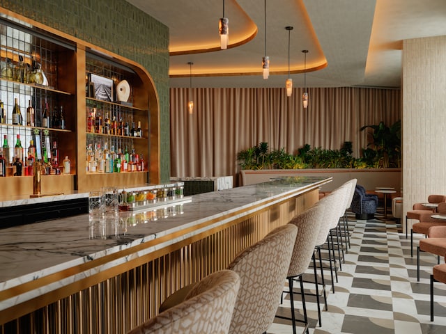 Lounge thumbnail 1