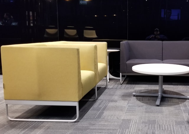 Lounge thumbnail 2