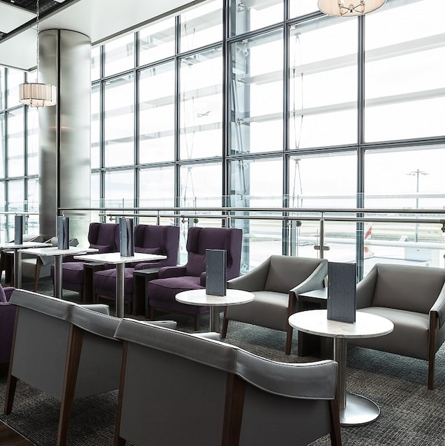 Lounge thumbnail 4