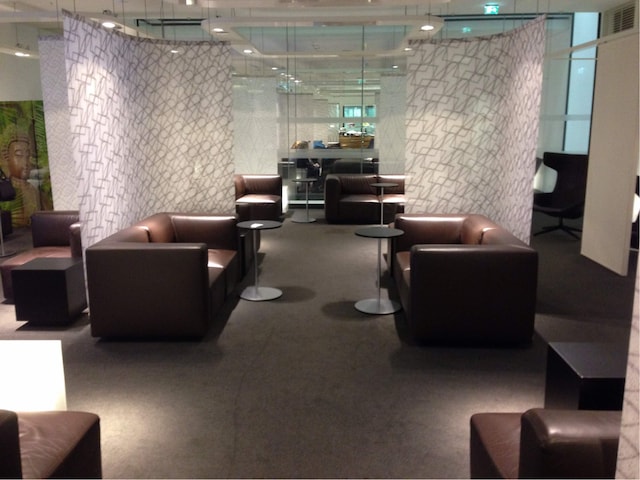 Lounge thumbnail 3