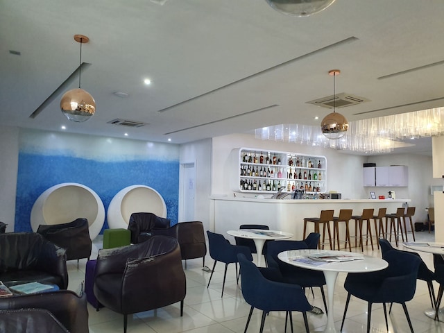 Lounge thumbnail 1