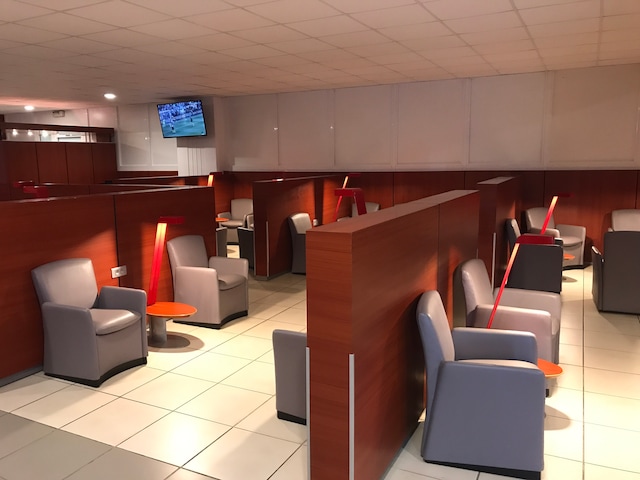 Lounge thumbnail 1