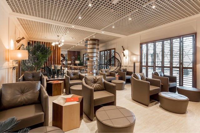 Lounge thumbnail 1