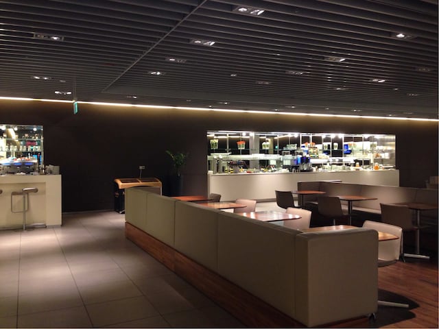 Lounge thumbnail 2