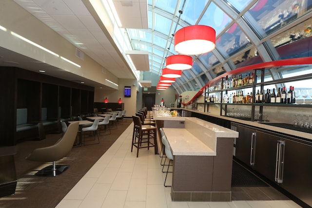Lounge thumbnail 1