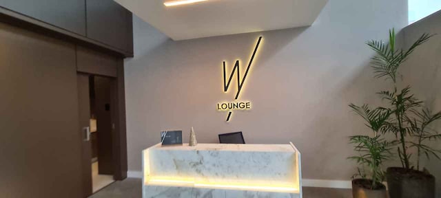 Lounge thumbnail 1