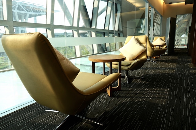 Lounge thumbnail 2