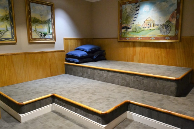 Lounge thumbnail 5