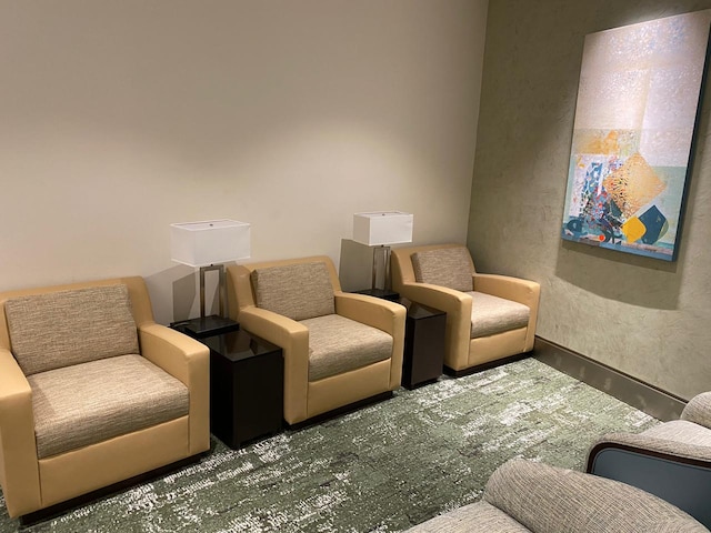 Lounge thumbnail 1