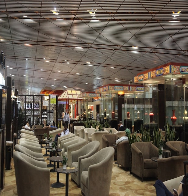 Lounge thumbnail 5